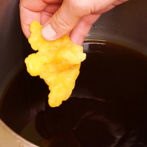 54K views · 52 reactions | Emocionante reciclaje de cera de abeja | Chicas Panda | Facebook