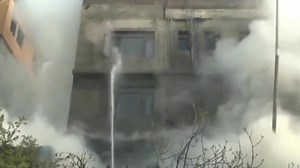 Fire broke out in a hotel in Srinagar. Fire tenders are present at the spot. More details awaited-ANI #JammuKashmir #Fire #Srinagar | Kashmir Scan