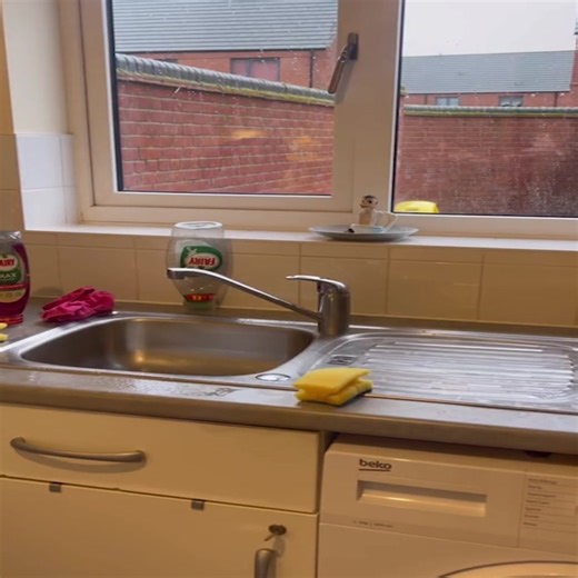 3.6K views · 50 reactions | Cleaning against the clock! #cleaningmotivation #cleaningwithadhd #messyhouseclean | Balduino Of Clean | Facebook