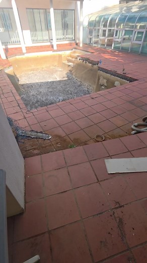 Transforming a Fiberglass Pool: Restoration Insights