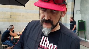 Un saluto ai nostri lettori dal grande #acwild dei #bulldozer! | Loud and Proud Italy