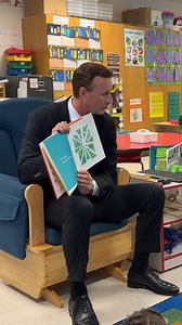 President and CEO of the Dallas Stars, Brad Alberts, became Principal for a Day at Thomas L. Marsalis Elementary STEAM Academy! #PFAD24 #GoStars 💚 | Dallas ISD