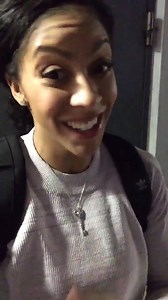 That's how LA does it ✌️ | Candace Parker