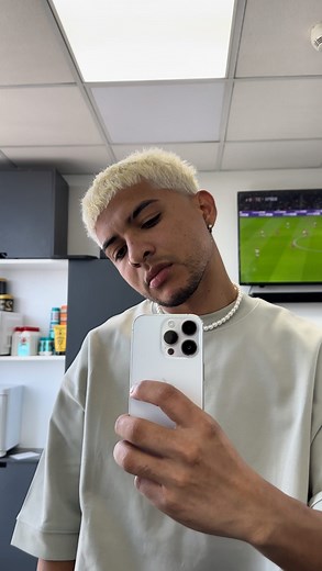 NEW COLOR Rubio platino 🔥 . . #hair #color #rubio #platino #auntocorte #men #style #taper #fade #berbero #chile | Freire Salazar