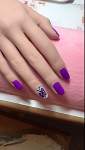Silicone Practice Hand for Acrylic Nails Flexible Moveable Nail Training Practice Hand for Nail Art DIY Print Practice Tool Nails Don't Fall Off Easily