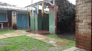 Serrambi Strand, Straßen, Müll, Regen, Regen,: Stockvideos & Filmmaterial (100 % lizenzfrei) 3436360155 | Shutterstock