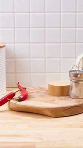 Who else is feeling this winter chill? We've got the perfect remedy: Our Chilli Hot Chocolate! This spicy twist on the classic hot chocolate will warm you up from the inside out, adding a little kick to your day. Perfect for those frosty mornings, it’ll make your commute a toasty one. ️☕ Comment "Recipe" and we'll send you the recipe direct to your inbox | Made by Fressko | Facebook