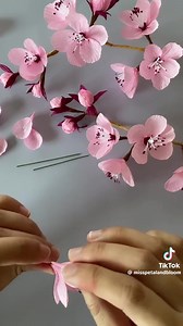 31K views · 2.1K reactions | Ahhh!! Necesito tiempo para hacer esto pero de verdad si quiero aprender a hacer este tipo de manualidades. -Zuki Créditos: missoetalandbloom. #sakuraharuno #team7 #relationshipgoals #fanart #sasuke #familyuchiha #eternicemoi #love #sasusaku #OTP #ship #sarada #サスサク | SasuSaku: "Éternice Moi" | Facebook