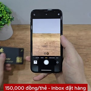 THẺ DANH THIẾP ĐIỆN TỬ PRO ID - BƯỚC ĐỘT PHÁ TRONG KẾT NỐI KINH DOANH 📌 Bạn là người kinh doanh, thường xuyên gặp gỡ khách hàng và đối tác? Đừng bỏ qua Pro ID - chiếc thẻ danh thiếp điện tử gắn chip NFC hiện đại, giúp bạn tạo ấn tượng chuyên nghiệp ngay từ lần đầu gặp mặt. 💡 Tại sao chọn Pro ID? - ✅ Tiện lợi và đơn giản: Chỉ cần chạm thẻ vào cụm camera sau của điện thoại hỗ trợ NFC, hoặc quét mã QR trên mặt thẻ để mở hồ sơ liên hệ đầy đủ. - ✅ Lưu thông tin nhanh chóng: Khách hàng/đối tác chỉ c
