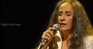 14K views · 910 reactions | Essa canção me emociona tanto!  | Maria Bethânia / Trapézio Sem Rede | Facebook
