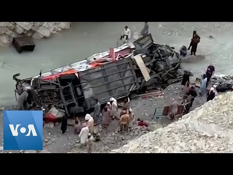 Bus Accident in Pakistan Kills 19 People