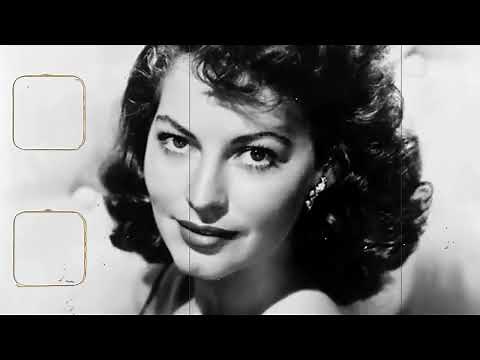 20 Most Jaw-Dropping Cleavage Moments from Hollywood Stars!