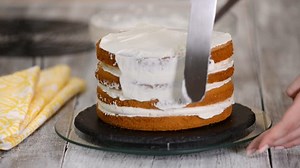 「Girl Making Homemade Cake Cream」の動画素材（ロイヤリティフリー）1029123518 | Shutterstock