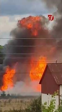Un camion transportant des bouteilles de gaz prend feu sur le N7 dans l'Allier : le conducteur du po