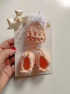 Mini Crochet Baby Gift Set, Tiny Booties & Hăt , Handmade Newborn Keepsake - Etsy Australia