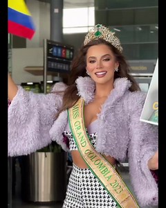 Colombia is ready! Maria Alejadra Lopez lista para viajar a Vietnam. @malopezp @missgrandinternational @missgrandcolombiaoficial | Belleza Diversa