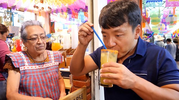 Trying the MOST FAMOUS Sweets in Oaxaca! 🍮✨ | Oaxaca Food Market Tour
