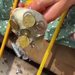 Amazing bee crafts made by the masters! | 5-Minute Crafts Play