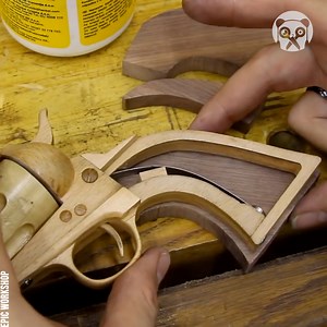 586K views · 3.2K reactions | Making RDR2 wooden revolver Partner: Epic Workshop YT: youtube.com/c/EpicWorkshop/videos | Bored Panda Art | Facebook