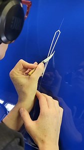 Lil pinstripe design #pinstriping #handpainted #freehand #painting #king13 #king13brush #paint #artist #art #classiccar #automotive #womeninbusiness #hotrods | HotRod Jen's art page