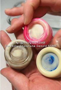 大量のねり飴チョコ型外しasmr 🐢🍫 序盤に写ってた丸型シリコンの中身はまた別の動画で紹介します👀 #ねり飴チョコ #水飴チョコ #asmr#siliconemold #StretchyChocolate