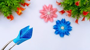 How to make beautiful flower using foam - Handmade glitter foam paper flowers - DIY room decoration ideas #Crafts #FoamiranFlowers #EVAFoamSheet | DIY And Paper Crafts