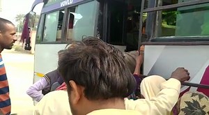 28 reactions | 29/01/23. को आयोजित शिविर से आपरेशन के लिए जाते हुए। ""मोतियाबिंद भगाना है।'" ""नया रौशनी लाना है।"" | Shailendra Kumar | Facebook