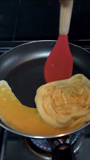 Flower Omelette Technique: Chef Marco’s Flower Egg Recipe