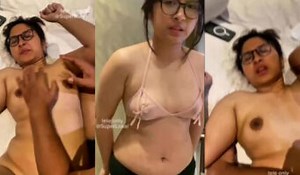 Booking Cewek Kacamata Nurut Mau Dientot Geby Viral