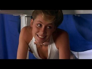 Leslie Easterbrook’s 🔥 Rare G-Strlng & Bikini Moments Leave Nothing to Imagination