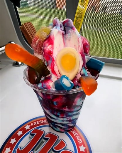 268K views · 1.2K reactions | Does an ice cream sundae get any better than this  | FOODbible | Facebook