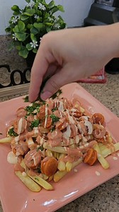 19K views · 11K reactions | Acompáñanos a preparar esta deliciosa receta de Choripapas con Chorizo al Pastor Delicia. ¡Ánimate a probarla! Es fácil de realizar. | Embutidos Delicia | Facebook