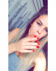 Você já conhece o sucesso absoluto do momento? @phantomsmokebrazil Phantom Smoke é um narguilê eletrônico livre de nicotina, tabaco ou qualquer substância tóxica. Podendo ser utilizado em qualquer ambiente proporcionando uma experiência sensorial única! Blueberry, Melancia, Cereja, Uva, Blowme (Chicletes de Hortelã), Rezito (Coco, limão e menta) e mais 10 sabores disponíveis. Acesse nosso site e escolha já o seu! 󾓻󾭝 Sigam no Instagram 󾔦 @phantomsmokebrazil Acesse no site e compre seu Phantom!