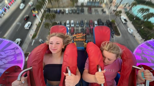 Maddy & Bella | Daytona Slingshot