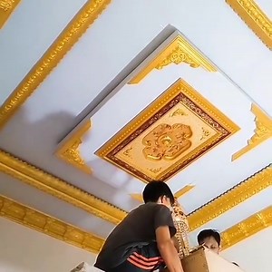 Kami jasa pemasangan plafond Gipsum atau PVC dengan berbagai desain/model dan interior moderen. Bagi anda yang ingin mempercantik ruangan rumah anda dapat menggunakan jasa kami. Melayani pekerjaan jasa nya saja ataupun berikut bahan/matrial. https://wa.me/ 6281212858566 https://www.facebook.com/tukangkeliling.id/ https://www.instagram.com/tukangkeliling.id https://vt.tiktok.com/tukangkeliling.id/ #plafond #plafondgypsum #plafondpvc | Tukang Keliling ID
