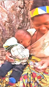 118K views · 614 reactions | A beautiful young mother from the tribe trying to soothe her crying baby. #reelfb #life #hadzabetribe #hadzabe #adventure #followers #enjoy #BoomChallenge #Boomnow #Toptrending | Hadzabe Tribe Woman | Facebook