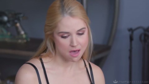 Sarah Vandella - Giving stepson a naked massage