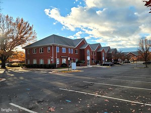 462 Herndon Pkwy #202, Herndon, VA 20170 - MLS VAFX2156240 - Coldwell Banker