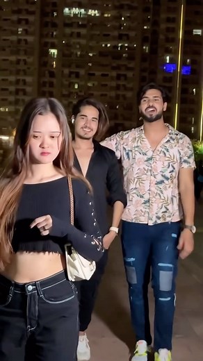 Aaj kal ki ladkiyan 😅😂 #funny #comedy #dilshad05 #reels #reelsinstagram #trending #viral | Dilshad Salmani