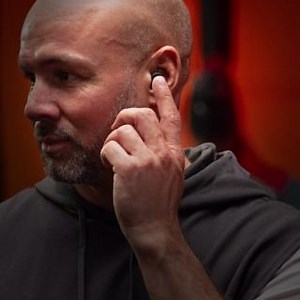 Delta i samtalen med Active Pro IX!​  Den banebrytende RealTime Conversation Enhancement-teknologien følger flere bevegelige talere i sanntid og tilpasser seg automatisk for å forsterke deres tale og redusere bakgrunnsstøy. https://ow.ly/SoZr50T8kEs​ #signiahearing #bluetooth #høreapparater #hørselstap #hørsel #activeproix | Signia Hearing | Facebook