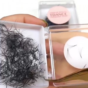 Handmade Premade Volume Lashes 500 Loose Fans 💗💗💗 Only Need $6.9 🎉🎉🎉🎉 Light Wight and Pointy Base 🌹❤️ Specializing in Hybrid and Mega Volume application, our premade lash fans are superior to others! Fans are 100% handmade for a natural look. Heat bond technology ensures there is no access weight on fans. 👉TDANCELASHES.COM🛒🛍 #wispylashes #lashtips #detroitlashes #Liverpoollashes #Nottinghamlashes #ccurllashes #lashtechlife #lashvibes #newlashtech #LashExtensions #MegaVolumeLashes #Las