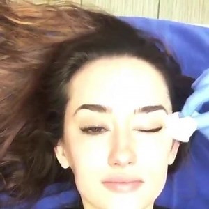 CLOSED‼️ GIVEAWAY ALERT 🚨 Is your skin in need of a little revamping ? Obagi Blue Radiance Peel is a superficial salicylic acid-based chemical peel that exfoliates and helps improve overall complexion, and provides firmer, smoother, brighter-looking skin. It also helps improve the appearance of the following skin concerns: - fine lines and wrinkles - pore size -rough, uneven skin - blemishes - mild to moderate photoaging To win this peel: Make sure you are following us, share/like this post and