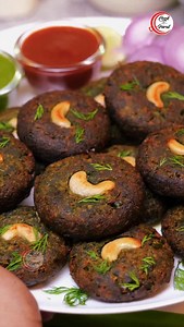 193K views · 2.7K reactions | Hara Bhara Kabab | Crispy Outside, Soft Inside – Party Perfect Snack! ⭐️ #cookwithparul #harabharakabab #vegkabab #indiansnacks #partyrecipes [Hara Bhara Kabab Recipe, Veg Kabab Snack, Spinach Peas Kabab, Party Starter Veg, Healthy Indian Snacks, Restaurant Style Kabab, Cook With Parul] | Cook With Parul | Facebook