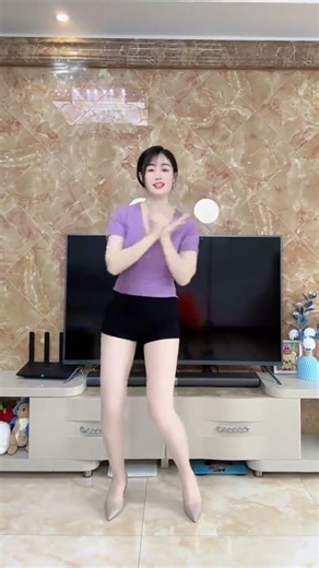 Passionate Solar Panel Saleswoman Who Loves Dancing