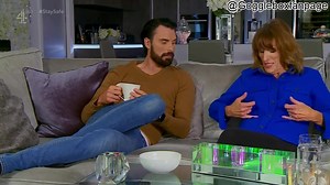 Rylan "Mum if your not happy with your tits you can have a tit job" Linda "I do not want a tit job" 🙈😂 #CelebrityGogglebox | GoggleboxFanpage