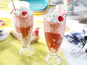 Very Berry Ice Cream Floats
