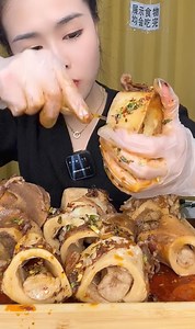 269K views · 3.4K reactions | Spicy ASMR Eating, #mukbang #asmr #food #mukbangasmr #asmreating #asmrfood #foodie #reels #fbreels #viralvideo #NeverForget | Shawain Pika | Facebook