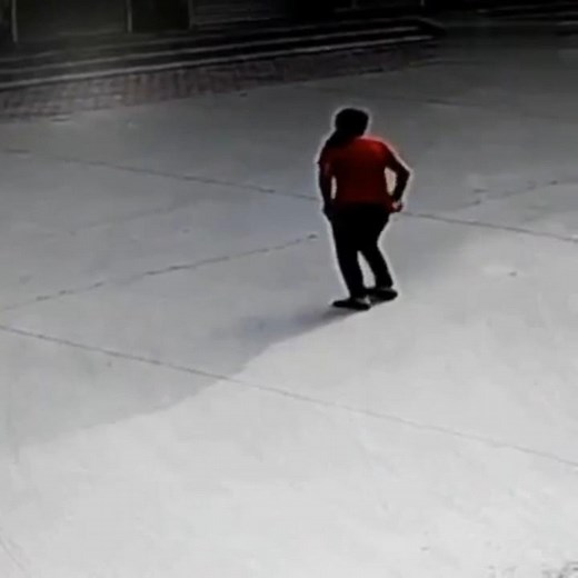 Chinese Woman Squirts Poop Out in Public