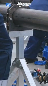 Belajar piping jaman sekarang harus pake cara modern. Salah satunya dengan simulasi proses dan modeling software. Tools ini populer di kalangan profesional industri. Pelajari skill ini sekarang untuk masa depan karir mu! Daftar link di bio ya ! 👍 | Engineering Academy ID