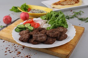 10K views · 96 reactions | We bring you a traditional recipe of Turkish Kofta Kebab. These kebabs are tender, juicy and tasty as well. Try it out. #TurkishKoftaKebab #MasalaTV #MasalaRecipes | Masala TV | Facebook